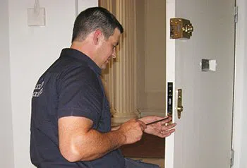 Little Village Locksmith Store Phoenix, AZ 480-612-9240 - locks-change-6